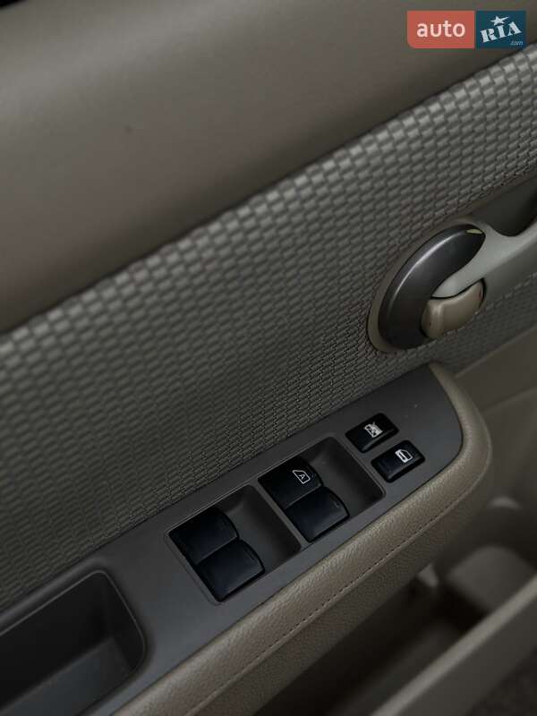 Седан Nissan TIIDA 2007 в Коломые фото 27 Седан Nissan TIIDA 2007 в Коломые