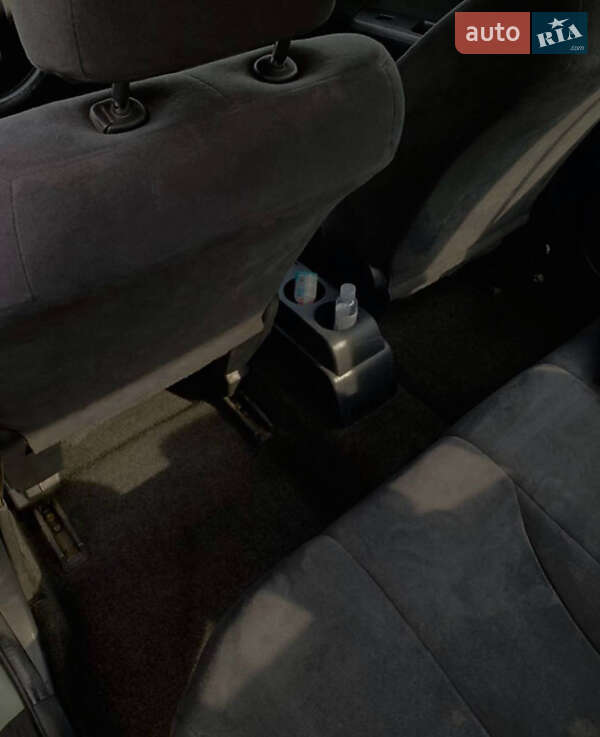 Седан Nissan TIIDA 2008 в Тернополі