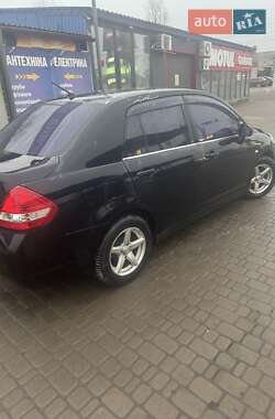 Седан Nissan TIIDA 2007 в Ірпені