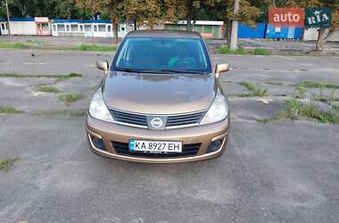 Седан Nissan TIIDA 2007 в Киеве