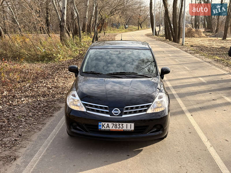 Хэтчбек Nissan TIIDA 2011 в Киеве фото 16 Хэтчбек Nissan TIIDA 2011 в Киеве