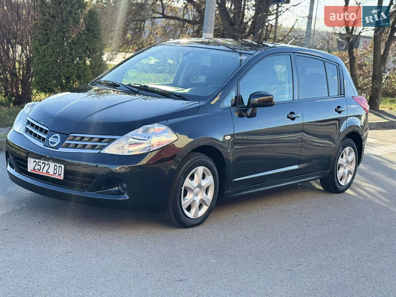 Nissan TIIDA 2010 Nissan TIIDA 2010