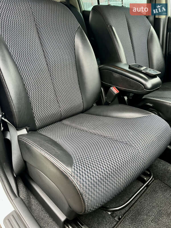 Хэтчбек Nissan TIIDA 2010 в Белой Церкви