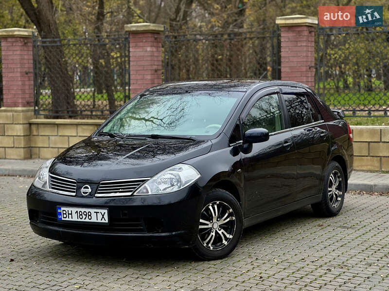 Седан Nissan TIIDA 2007 в Одессе