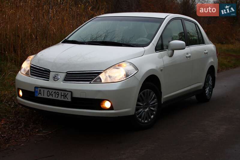Седан Nissan TIIDA 2007 в Белой Церкви