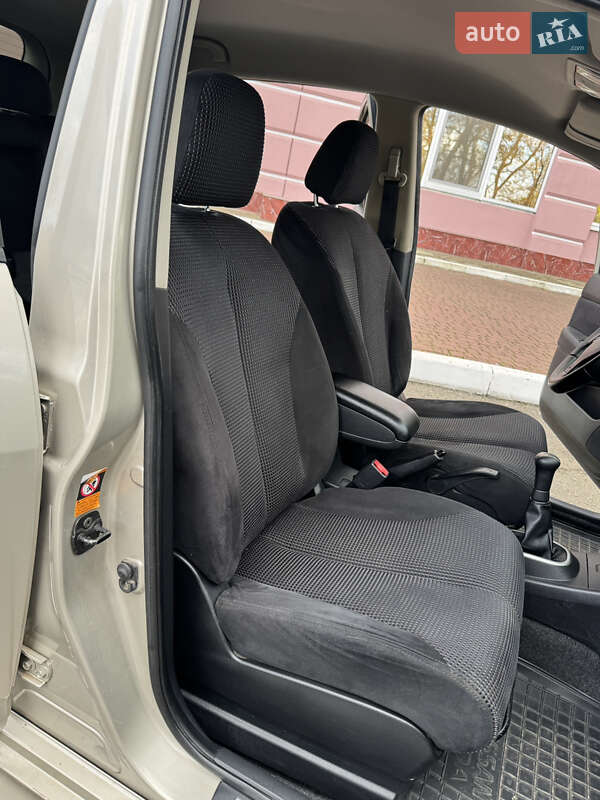 Седан Nissan TIIDA 2011 в Одесі фото 28 Седан Nissan TIIDA 2011 в Одесі