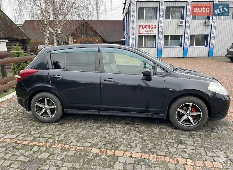 Nissan TIIDA 2010 Nissan TIIDA 2010