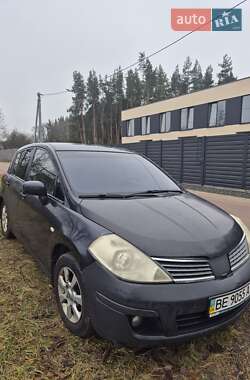 Хетчбек Nissan TIIDA 2007 в Житомирі