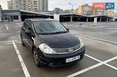 Хэтчбек Nissan TIIDA 2007 в Киеве