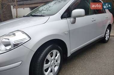 Седан Nissan TIIDA 2008 в Києві