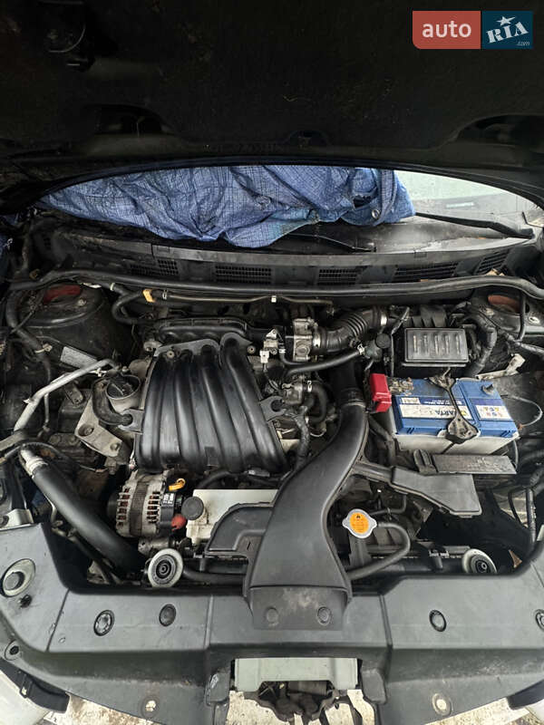 Хэтчбек Nissan TIIDA 2008 в Виннице