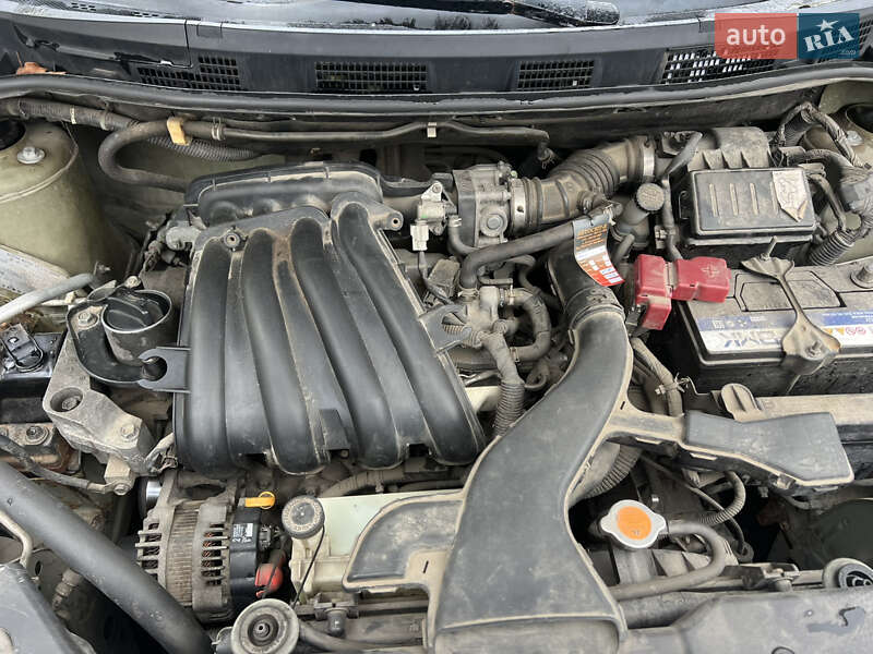 Хэтчбек Nissan TIIDA 2008 в Хмельницком