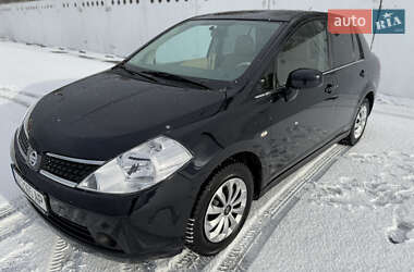 Седан Nissan TIIDA 2008 в Києві