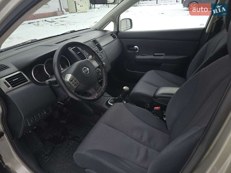 Хэтчбек Nissan TIIDA 2008 в Киеве фото 9 Хэтчбек Nissan TIIDA 2008 в Киеве