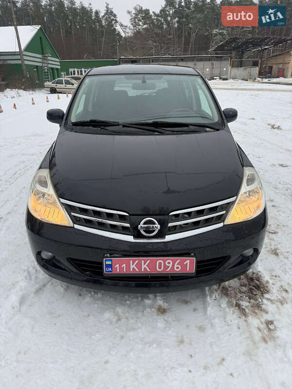 Седан Nissan TIIDA 2012 в Києві фото 3 Седан Nissan TIIDA 2012 в Києві