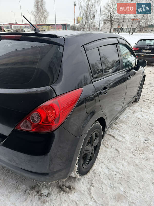 Хэтчбек Nissan TIIDA 2008 в Киеве фото 15 Хэтчбек Nissan TIIDA 2008 в Киеве