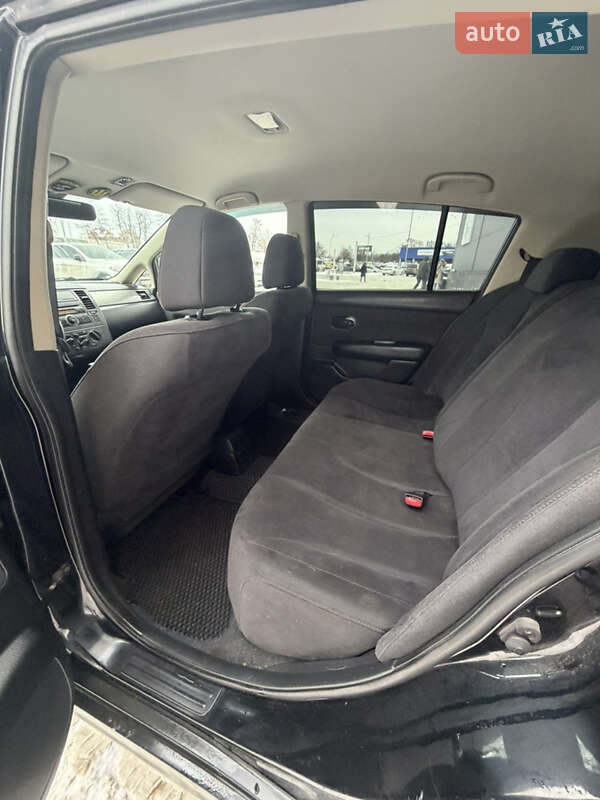 Хэтчбек Nissan TIIDA 2008 в Киеве фото 29 Хэтчбек Nissan TIIDA 2008 в Киеве