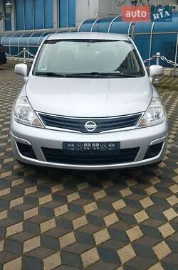 Седан Nissan TIIDA 2010 в Чорноморську