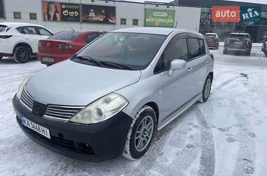 Хетчбек Nissan TIIDA 2009 в Києві