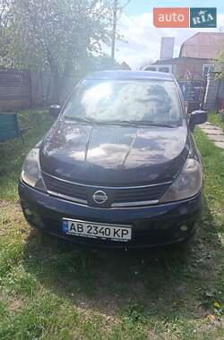 Седан Nissan TIIDA 2008 в Хмельнике
