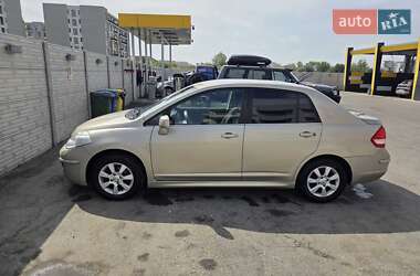 Седан Nissan TIIDA 2012 в Херсоне