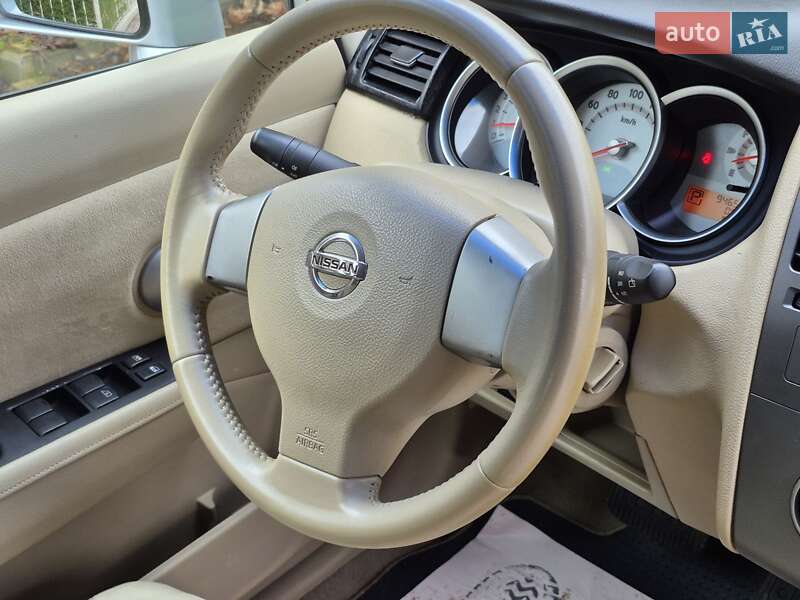 Хэтчбек Nissan TIIDA 2010 в Одессе фото 25 Хэтчбек Nissan TIIDA 2010 в Одессе