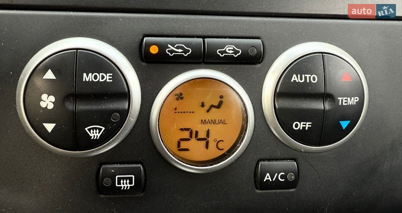 Хэтчбек Nissan TIIDA 2008 в Одессе