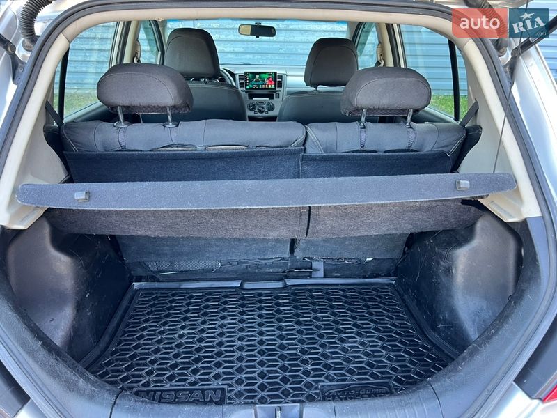 Хэтчбек Nissan TIIDA 2006 в Одессе