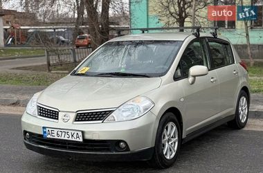 Хэтчбек Nissan TIIDA 2008 в Днепре