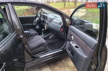 Хэтчбек Nissan TIIDA 2010 в Киеве