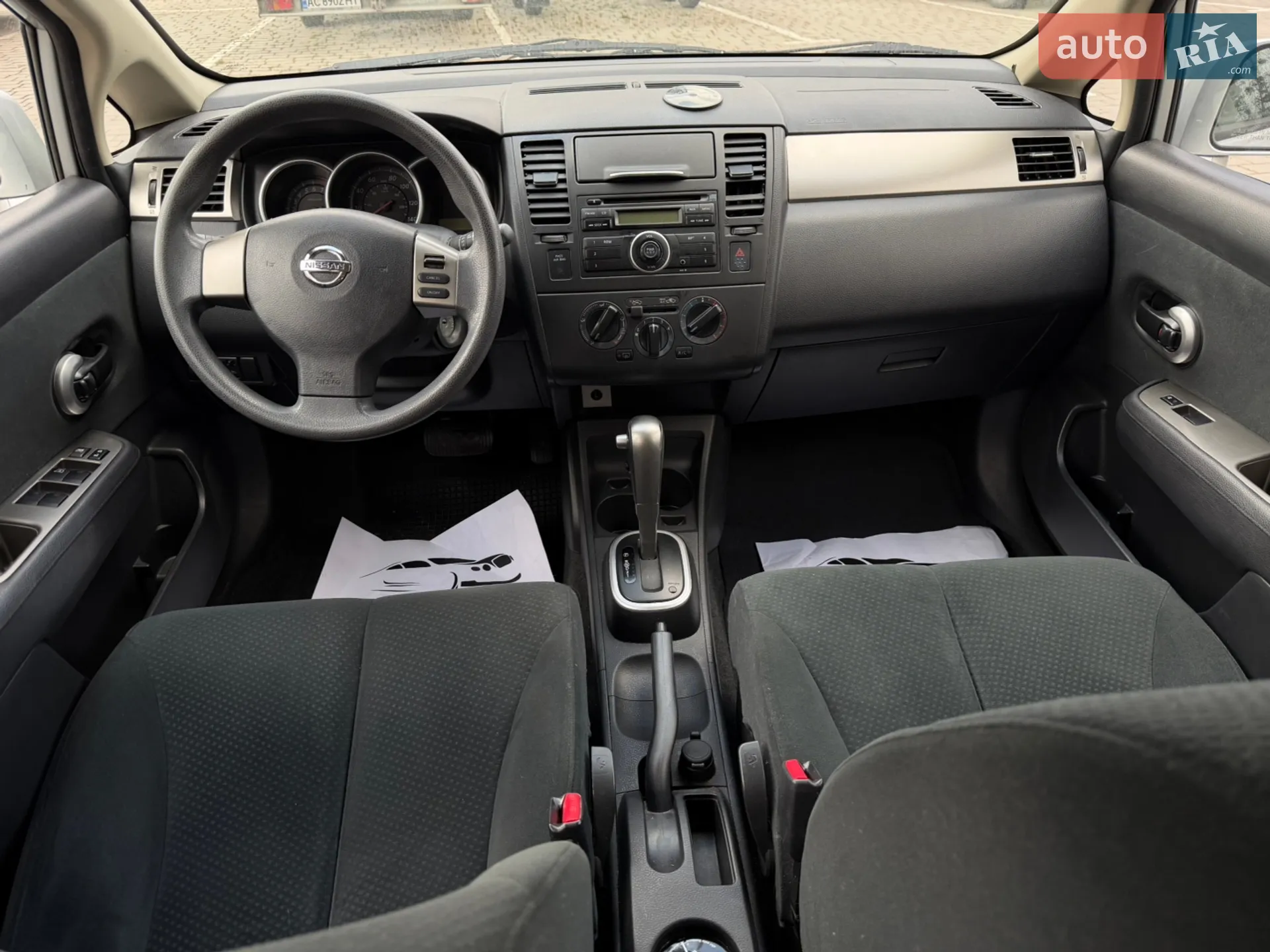 2010 Nissan Tiida - мініатюра 9