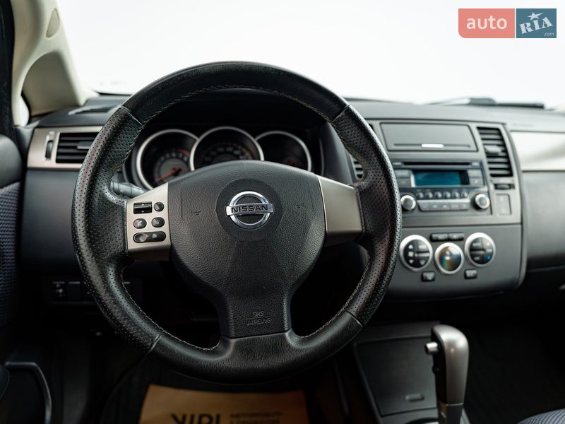 Хетчбек Nissan TIIDA 2008 в Києві