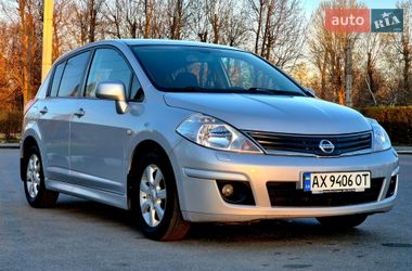 Хэтчбек Nissan TIIDA 2010 в Харькове