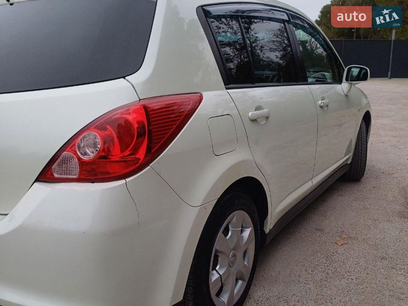 Хэтчбек Nissan TIIDA 2012 в Киеве фото 15 Хэтчбек Nissan TIIDA 2012 в Киеве