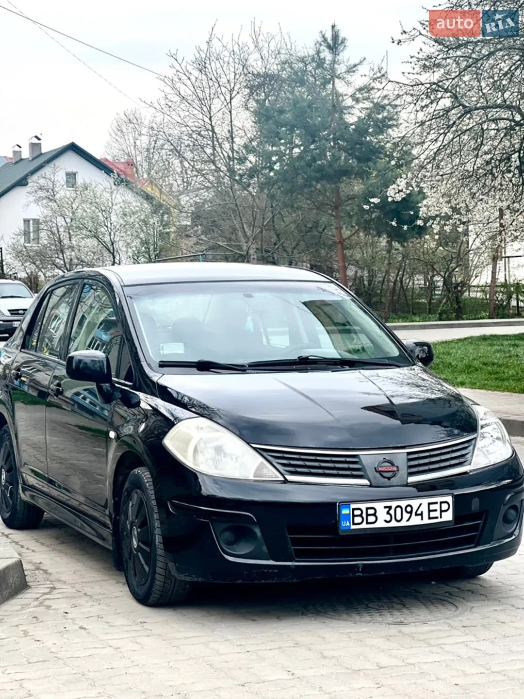 2010 Nissan Tiida - мініатюра 3