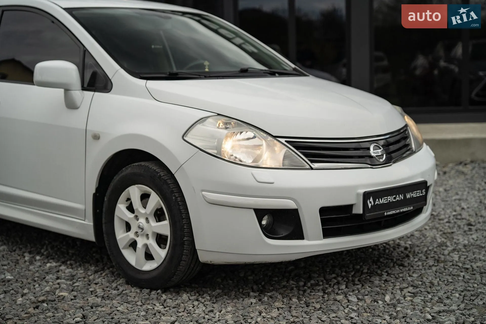 2010 Nissan Tiida - мініатюра 8