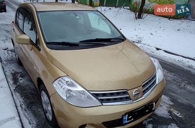 Хэтчбек Nissan TIIDA 2011 в Киеве