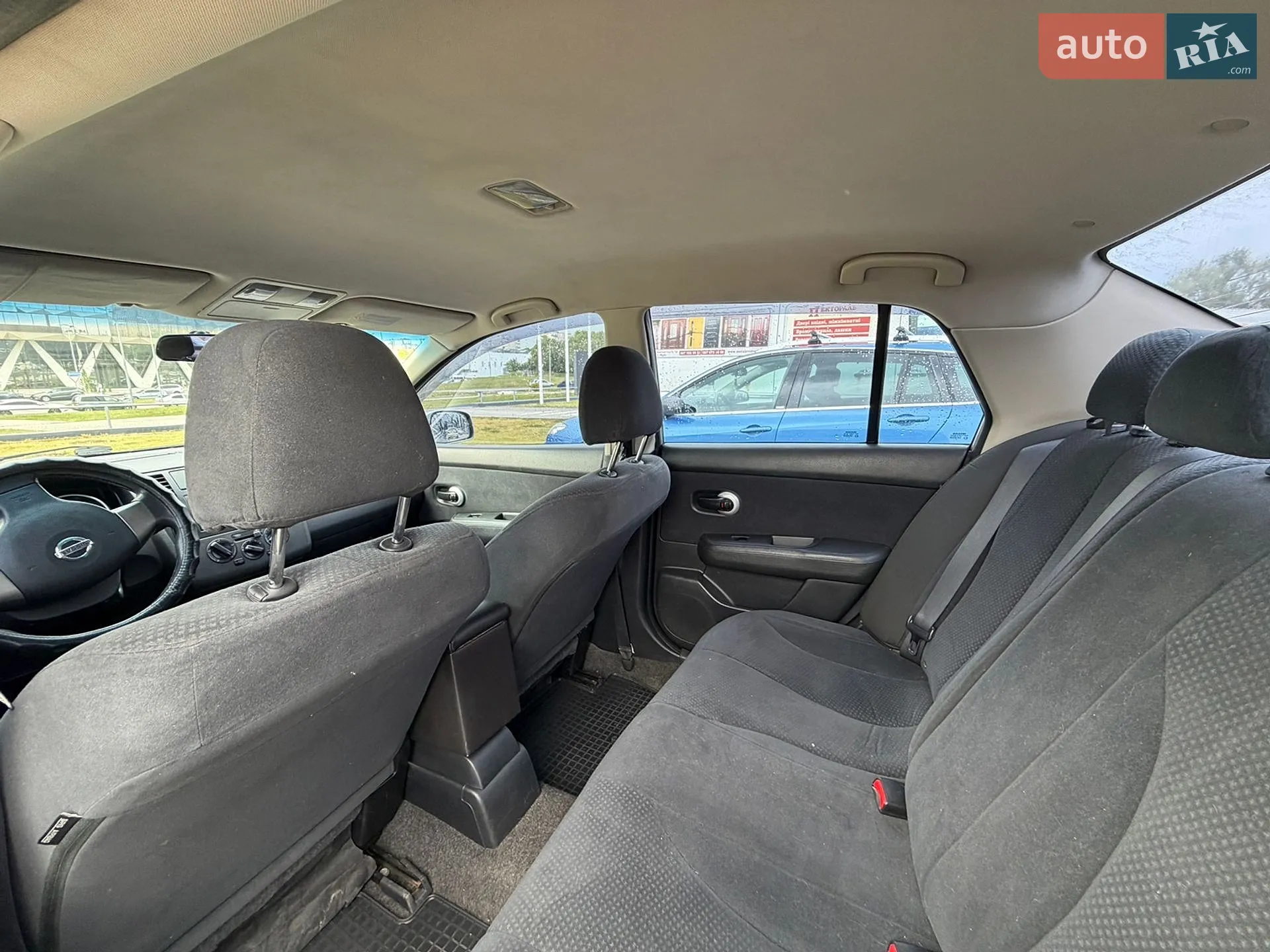 2010 Nissan Tiida - мініатюра 9