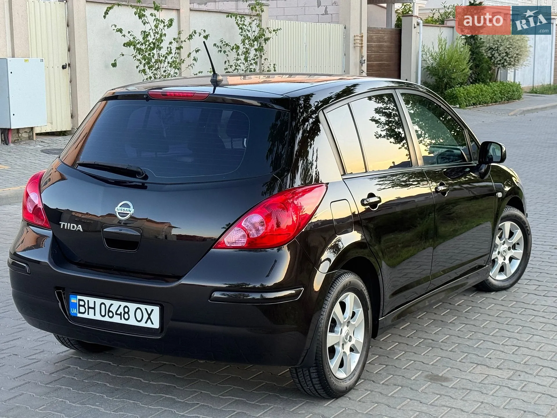 2010 Nissan Tiida - мініатюра 10