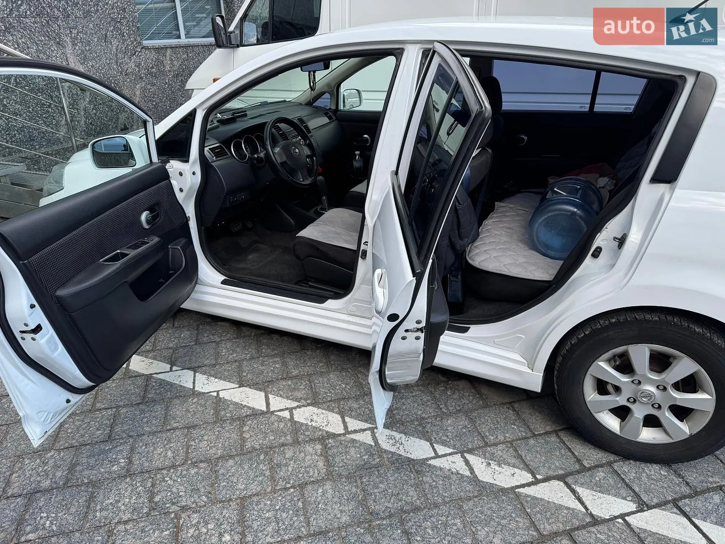 2012 Nissan Tiida - мініатюра 3
