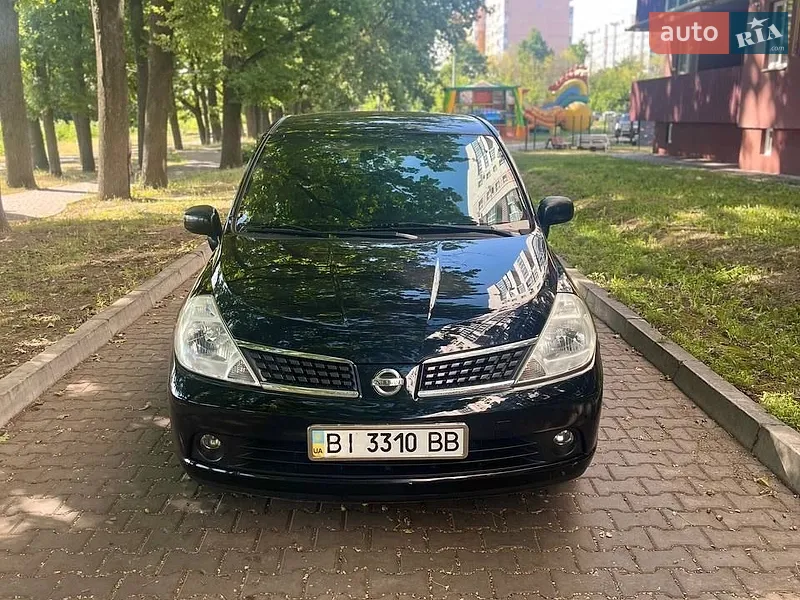 Nissan TIIDA