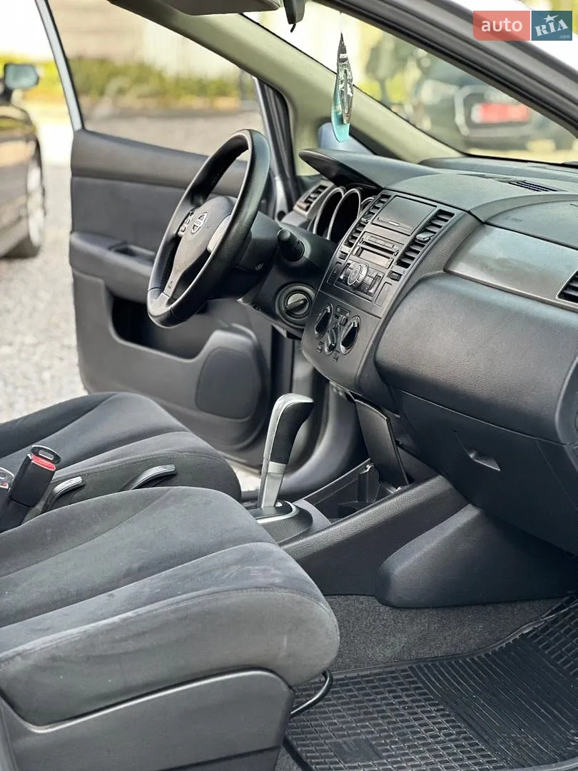 2010 Nissan Tiida - мініатюра 9