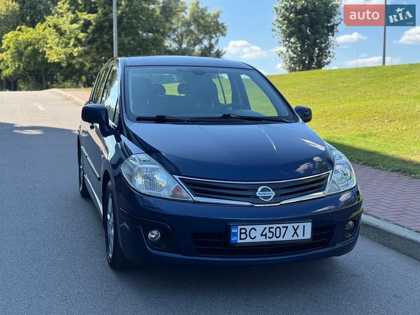2012 Nissan Tiida - мініатюра 2
