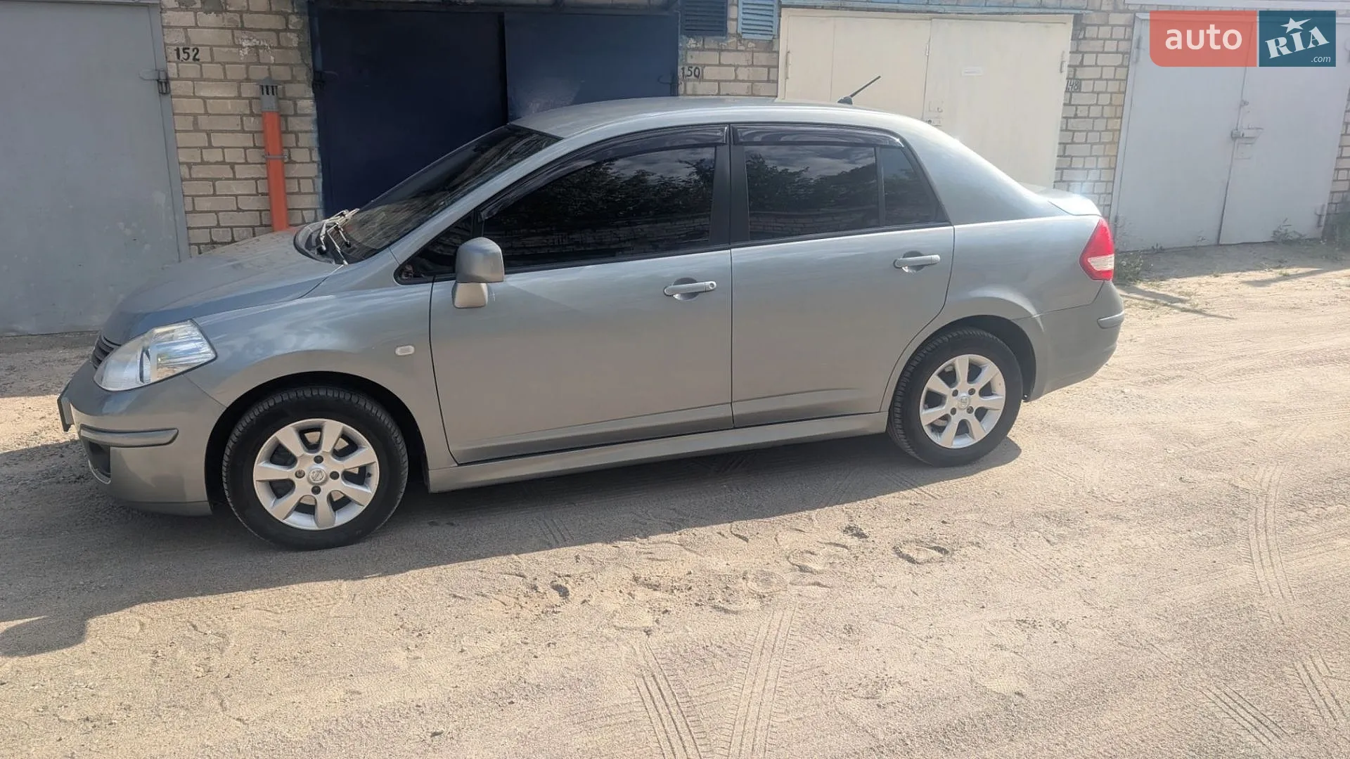 2011 Nissan Tiida - мініатюра 5