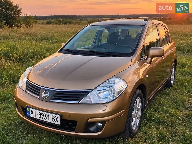 Nissan TIIDA