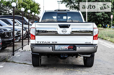 Пикап Nissan Titan 2019 в Киеве