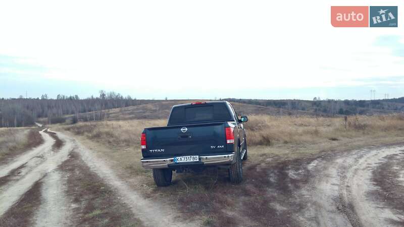 Пікап Nissan Titan 2015 в Києві