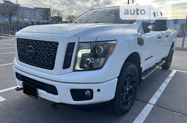 Пікап Nissan Titan 2019 в Києві