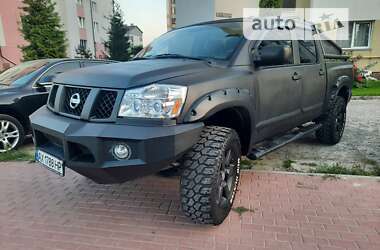 Пикап Nissan Titan 2015 в Львове