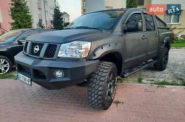 Пікап Nissan Titan 2015 в Львові